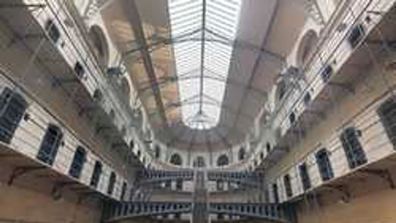 Titkos mobilról reklámozta az Iszlám Államot!