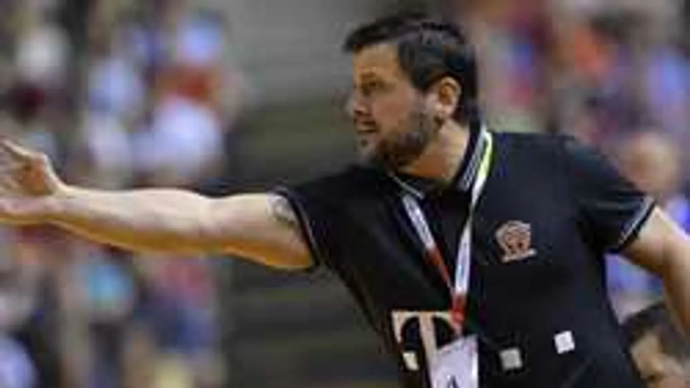 Igazi sztárcsapatnál járt a magyar válogatott korábbi kapitánya