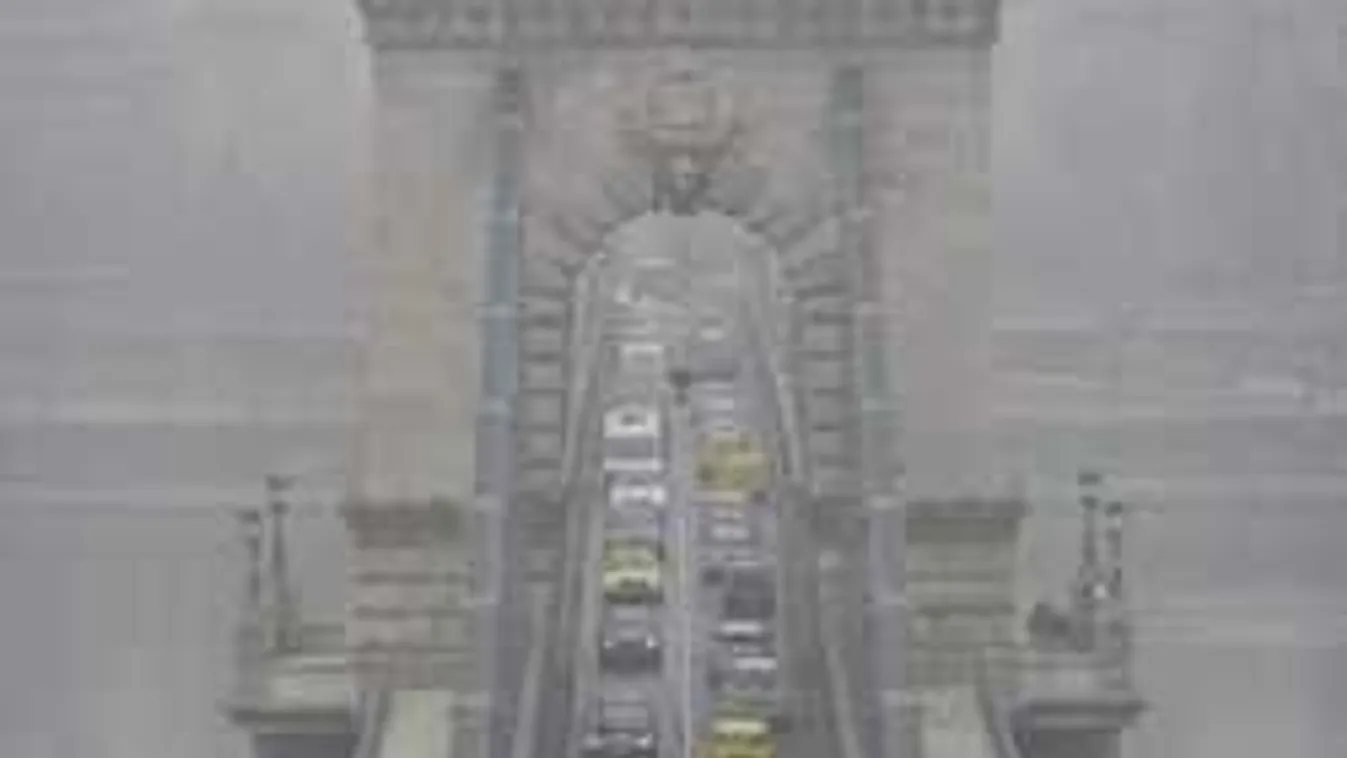 Túl nagy a szmog, azt mondják, ki se menjünk az utcára