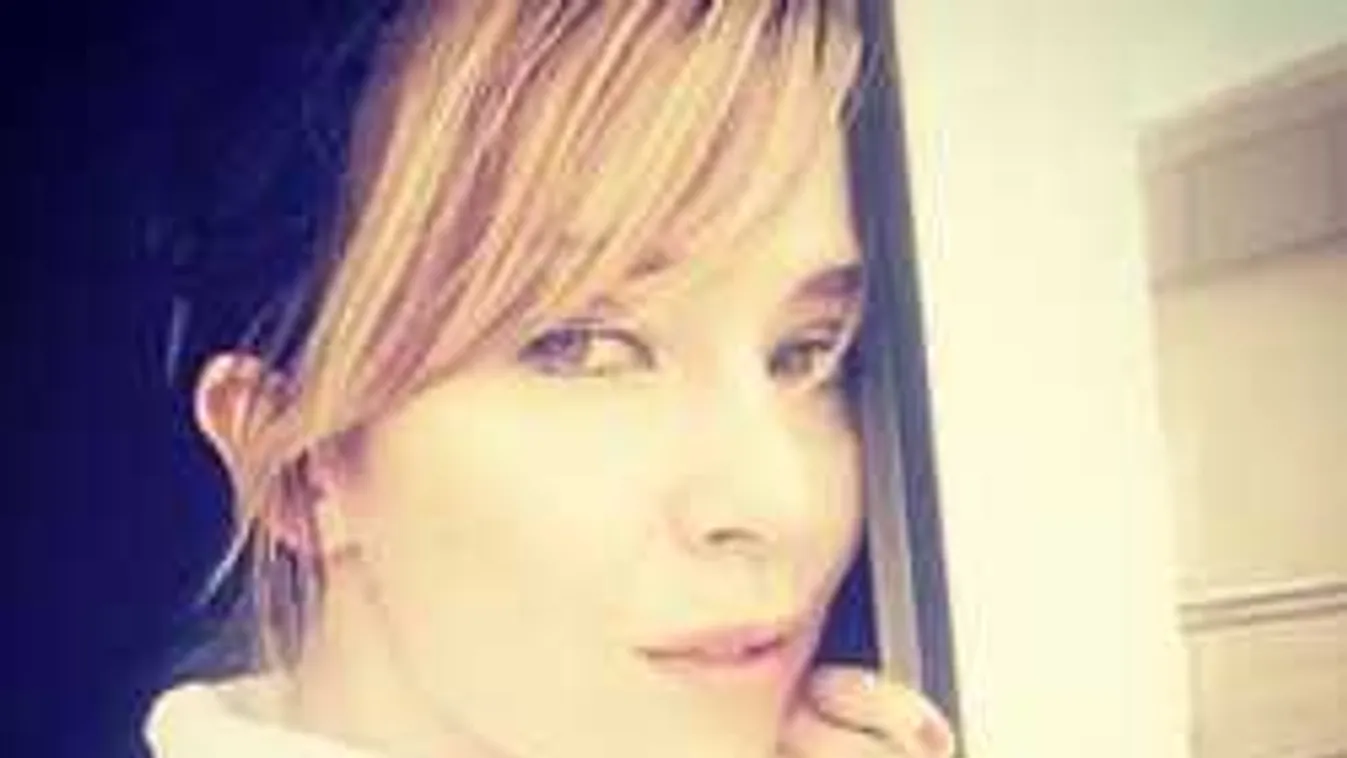 Kádban, meztelenül hagyta ott szerelmét Kovács Patrícia