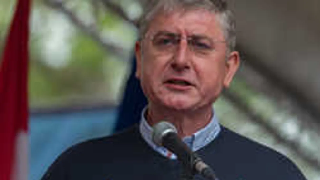 Gyurcsány tagadni próbál. Beperli a HVG-t is?