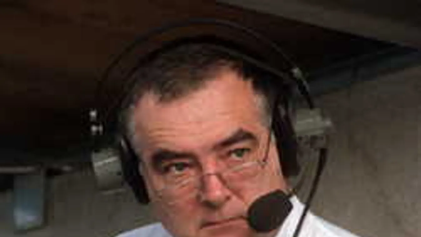 Óriási megtiszteltetés érte Knézy Jenőt és családját