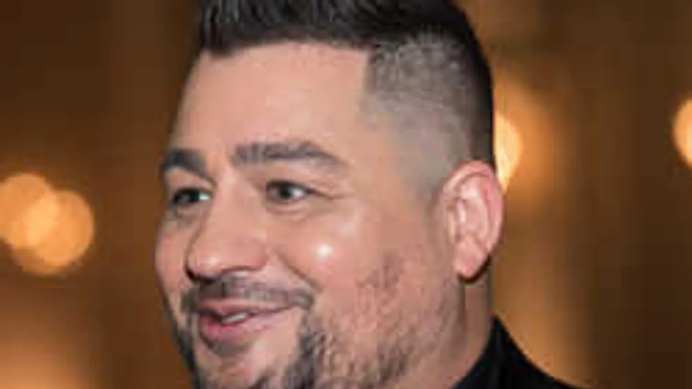 Hatalmas meglepetés, jó hírt közölt Caramel felesége!