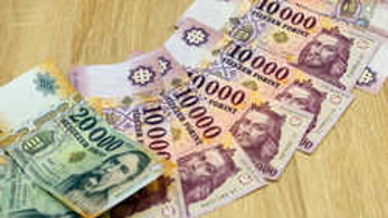 Korrupt pénzügyőrök buktak le a magyar határon