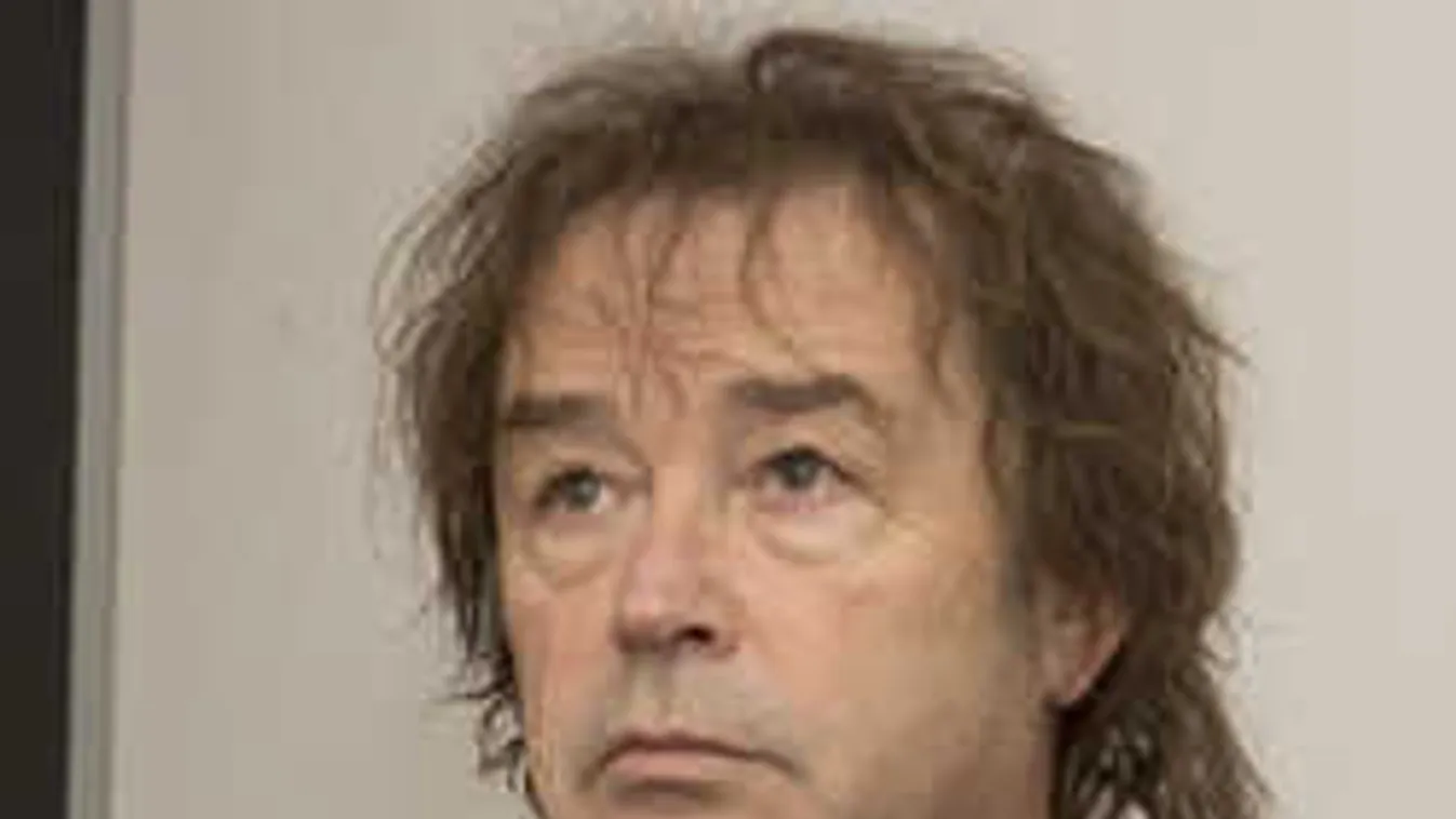 Kitálalt Szikora Róbert, elmondta, mi tartja össze a házasságát