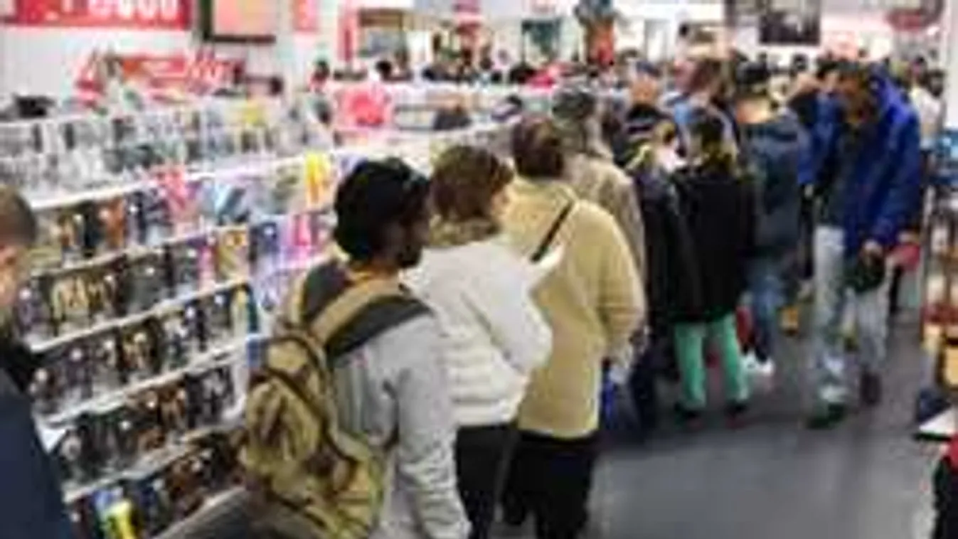 Világszerte őrültek háza volt a Black Friday miatt