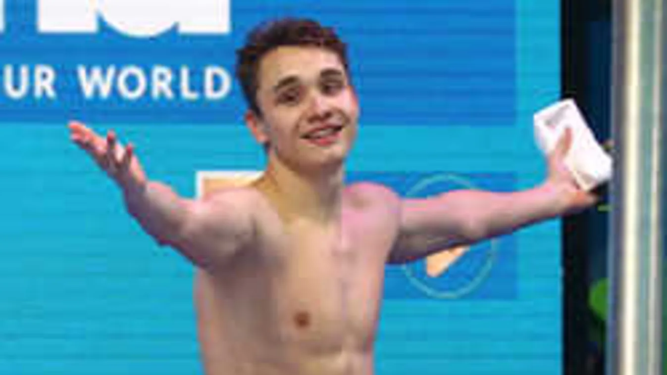 Döbbenetes dolgot művelt a medencében Milák Kristóf