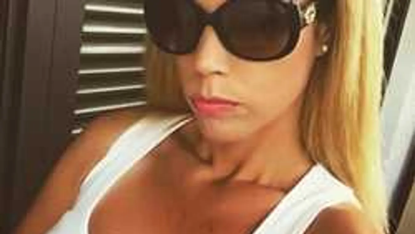 Zavarba ejtő fotó: Ekkora melle van valójában Baukó Évának