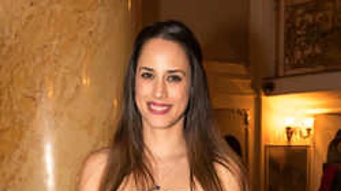 Döntött a magyar színésznő, jöhet az újabb baba!