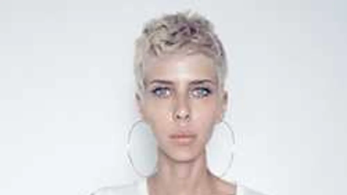 Új külsővel őrjíti meg rajongóit Cinthya Dictator