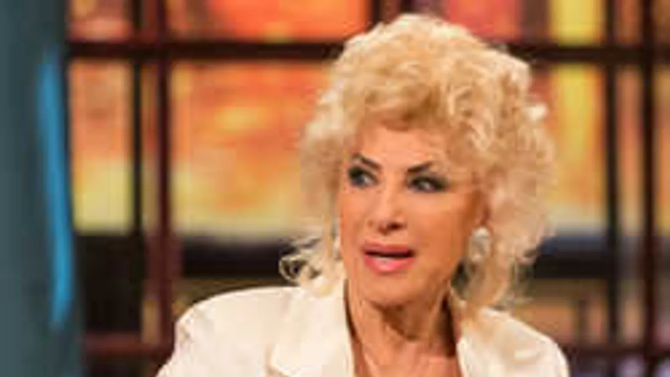 Új hobbija van Medveczky Ilonának, az életével játszik...