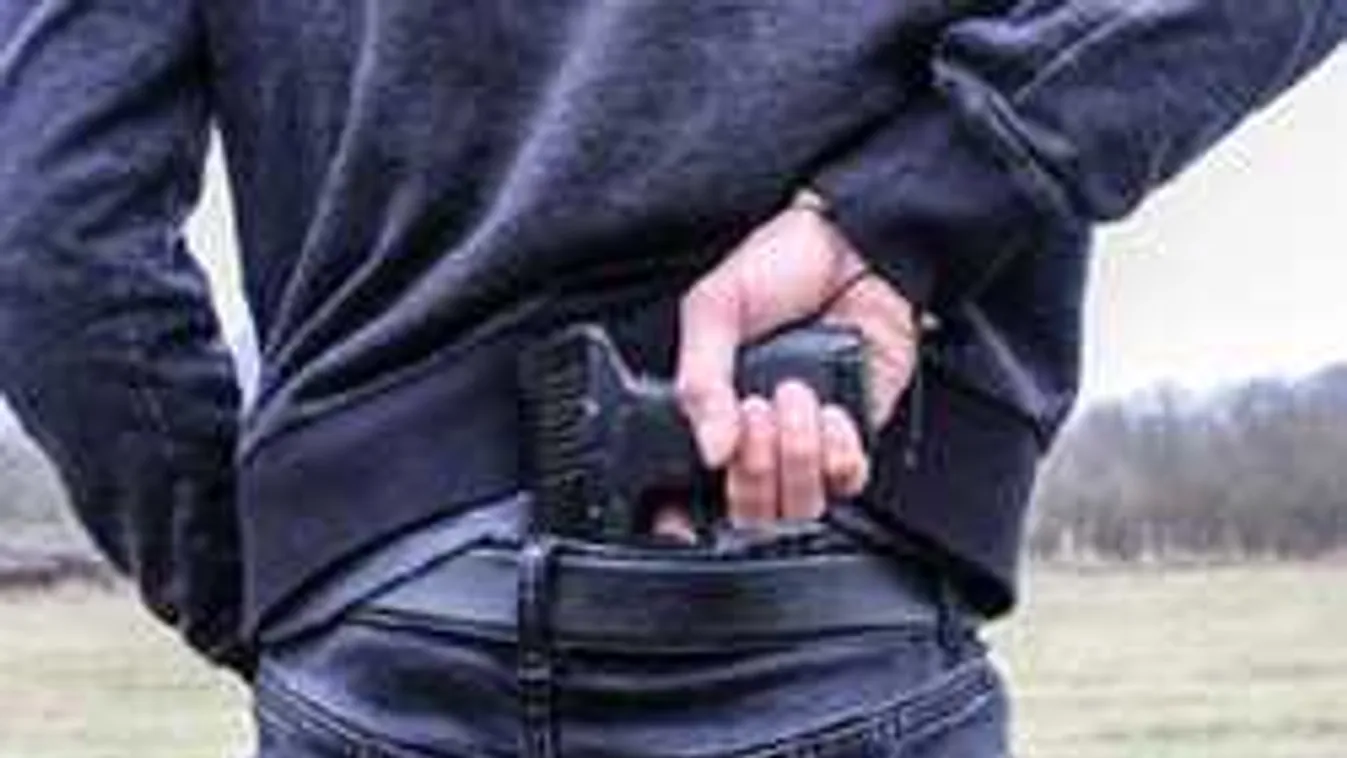 Durva jelenet Törökbálinton: puskával állították meg a kamiont - Videó