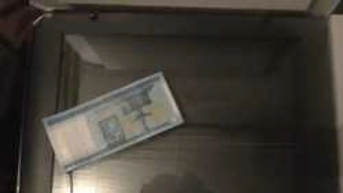 Elképesztő pénzhamisítás Magyarországon, bárhol lehet a bankjegyekből