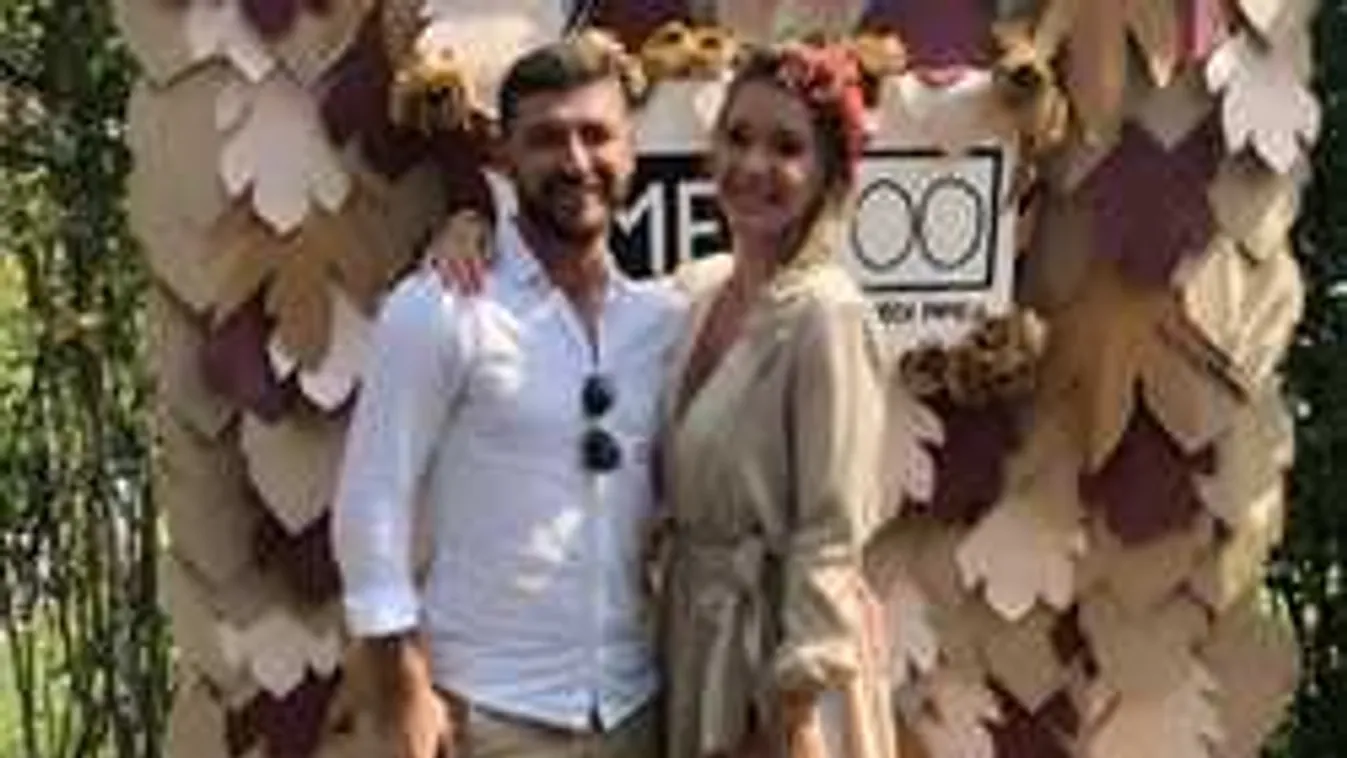 Pikáns fotó, az ágyban kapták le Hódi Pamelát és kedvesét