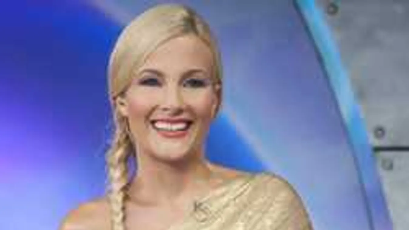 Ez nem semmi: így néz ki Várkonyi Andrea első szingli karácsonyfája