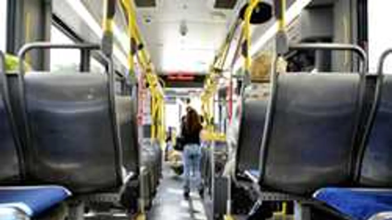 Eltérítette a buszt, gyalogosok közé hajtott az ámokfutó