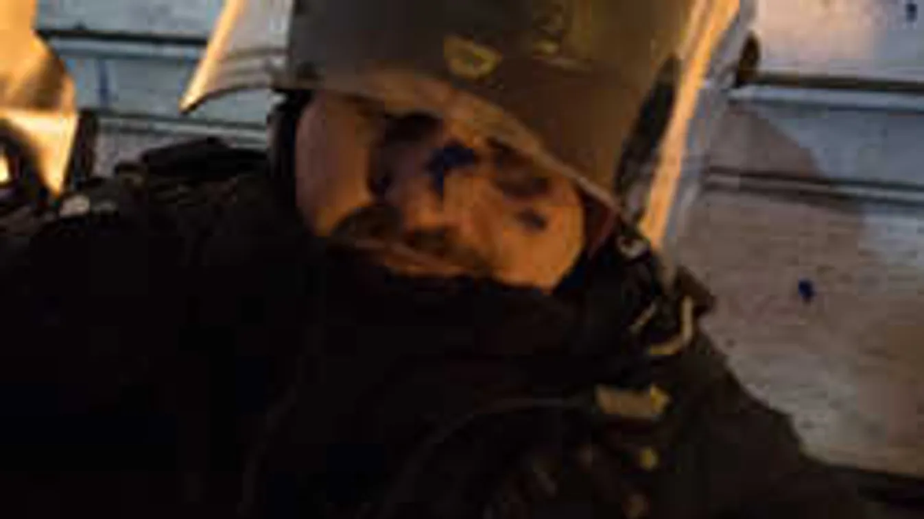 Új fotók: Így verték szét Budapestet Soros emberei, Ukrajna a példa