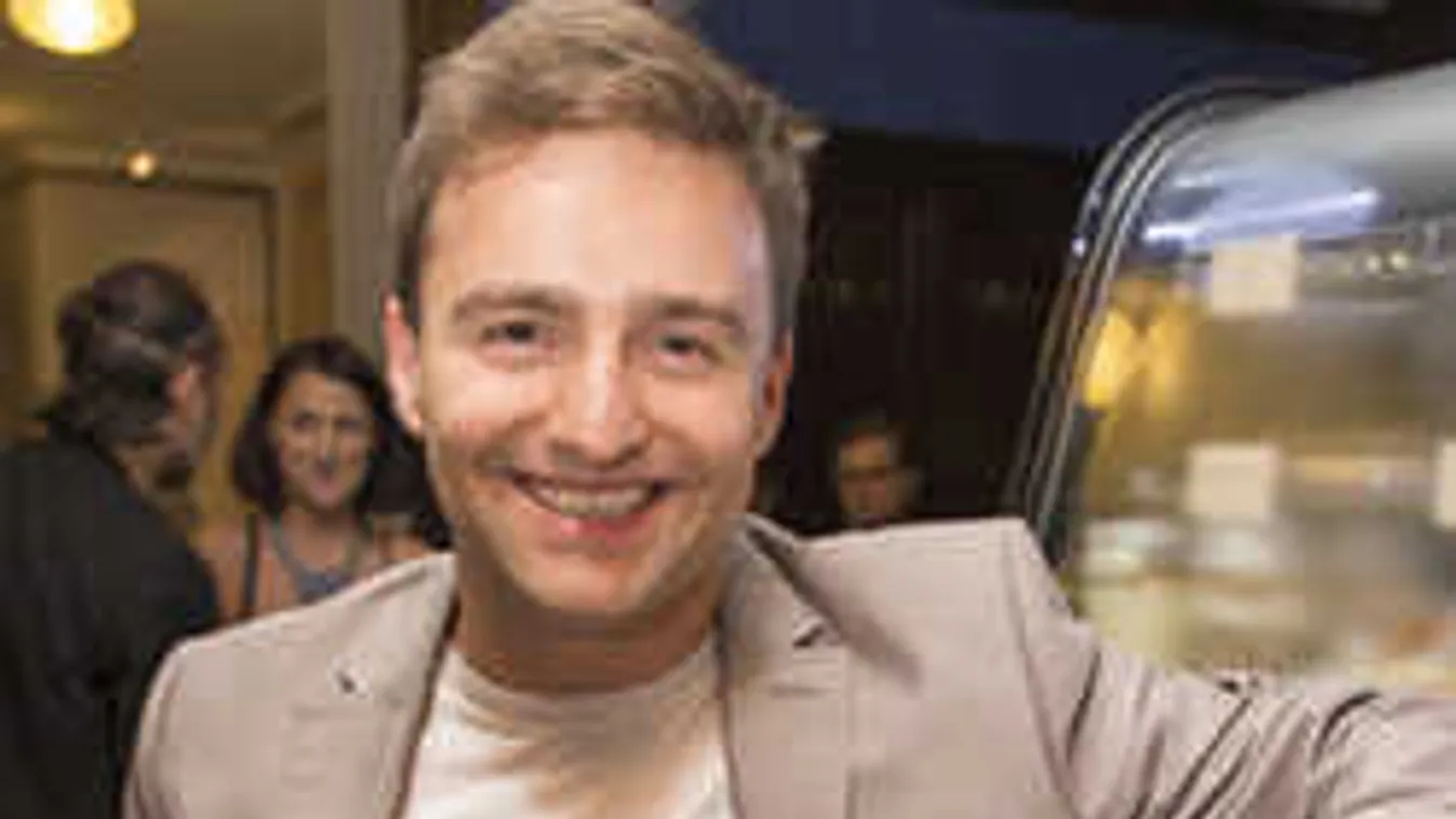 Erre nem számított, kényelmetlen helyzetbe került a magyar műsorvezető