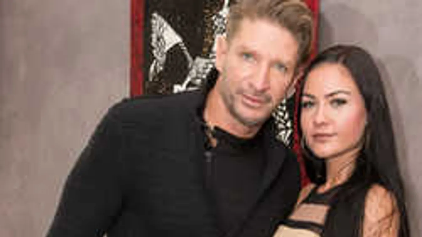 Ettől garantáltan meleged lesz: falatnyi csipkében Pintér Tibor exe