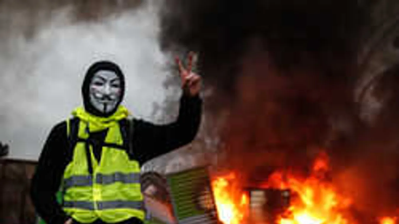 A sárgamellényeseknek egyetlen céljuk maradt: megbuktatni Macront