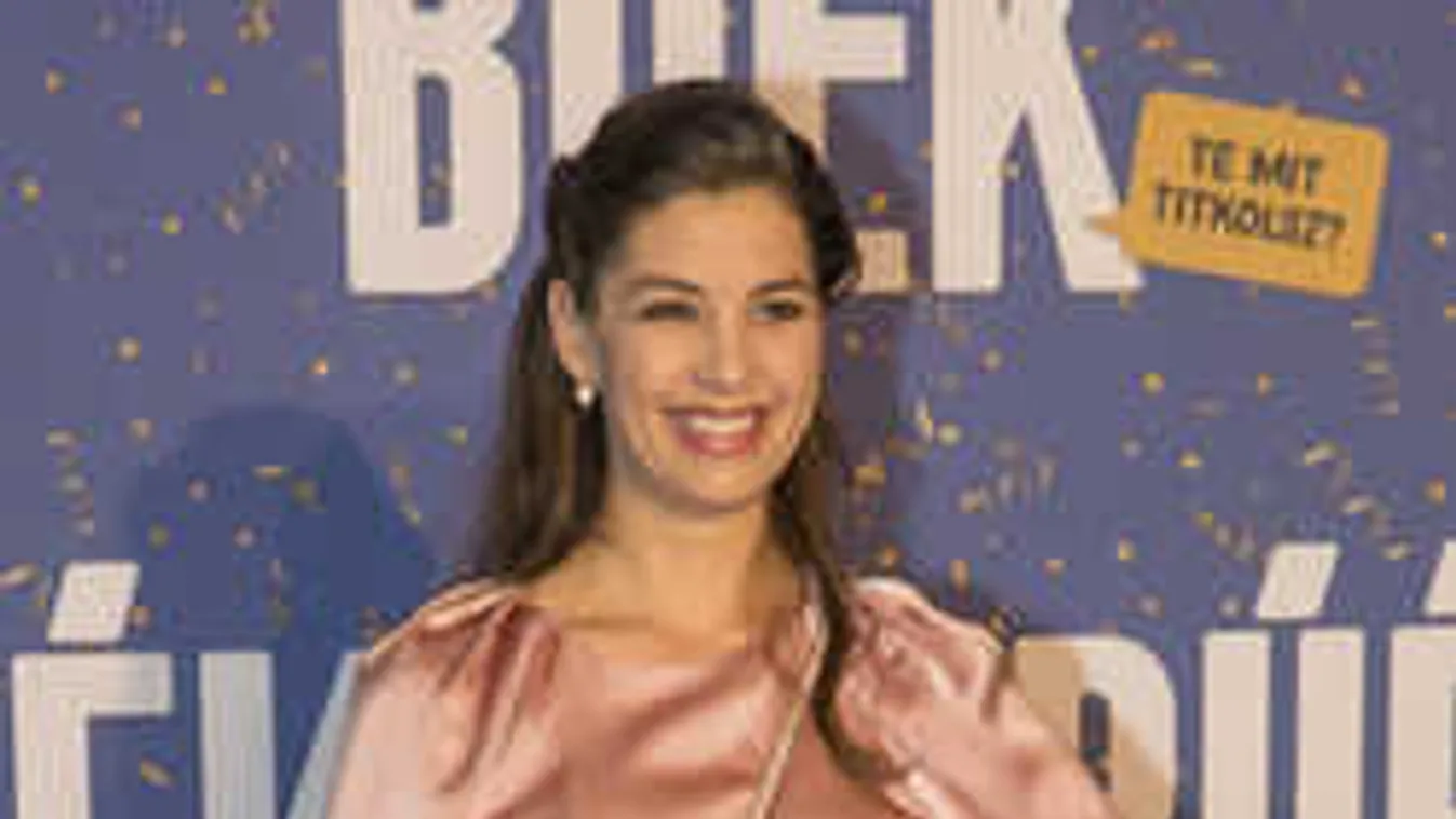 Intim fotó készült a fürdőben Ördög Nóráról, így még nem láttad