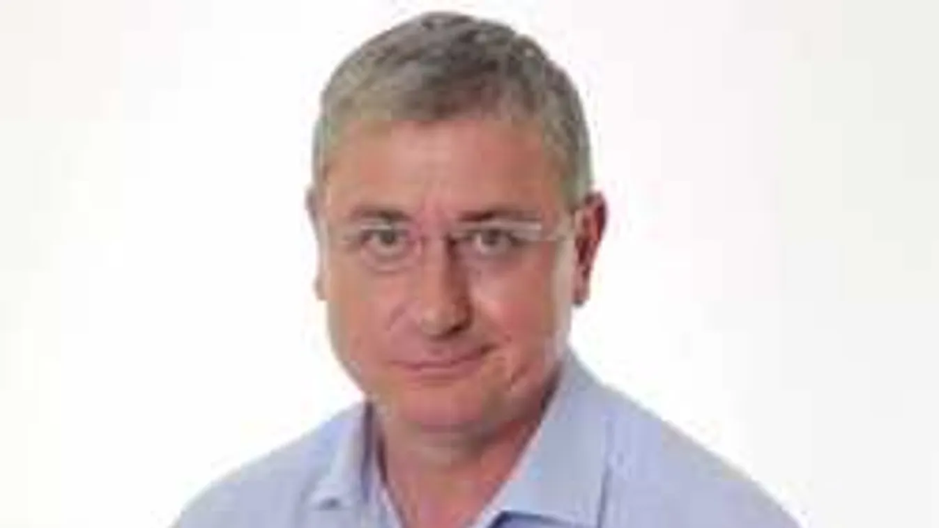 Kizsebelte a Gyurcsány-kormány az egy- és kétgyermekes családokat