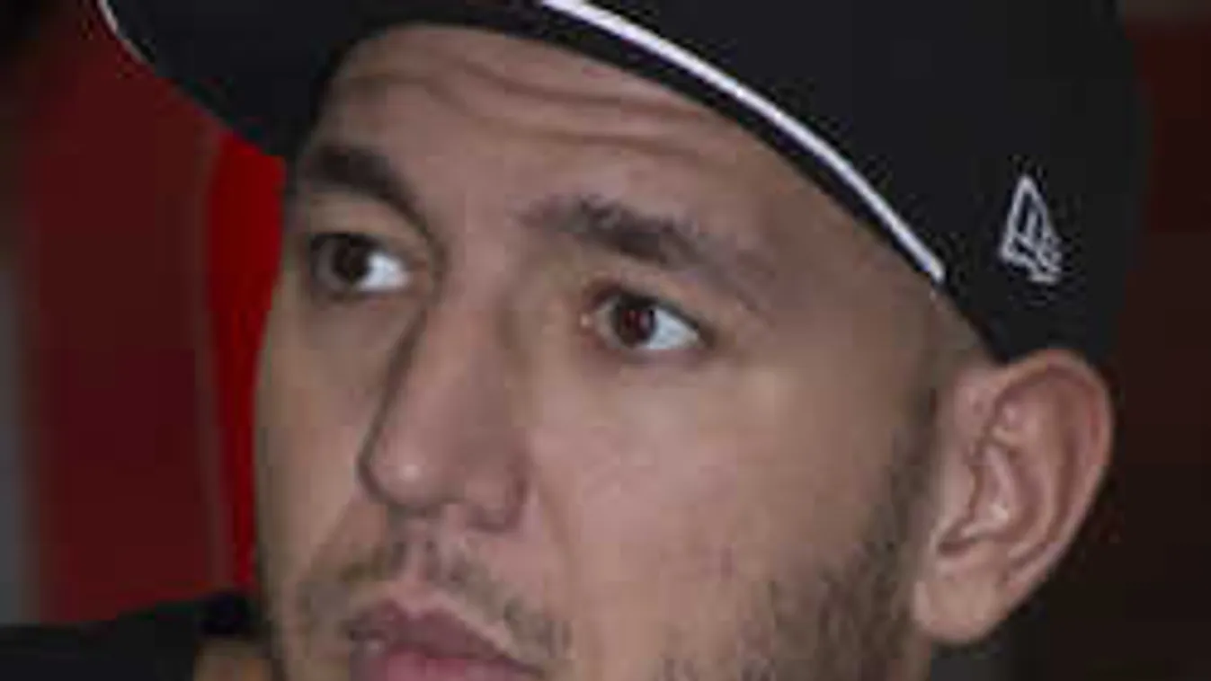 Fellélegezhet Majka: Ezt üzente neki Curtis