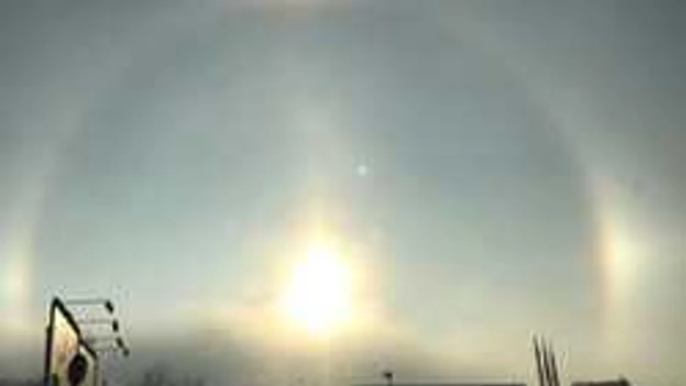 Csodálatos égi tüneményt fotóztak: gyémántpor tűnt fel Pest megye felett