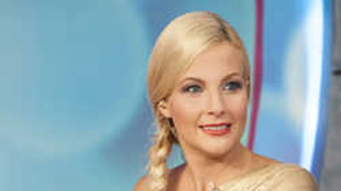 Gyönyörű fotó Várkonyi Andiról: nem lehet betelni vele