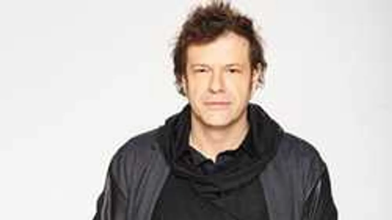 Meghitt karácsony: gyönyörű feleségével ünnepel Tilla - Fotó