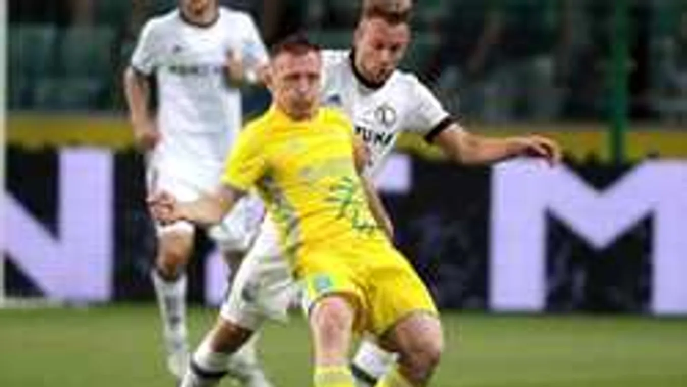 Váratlan, sztárcsapatba igazolhat a magyar válogatott focista