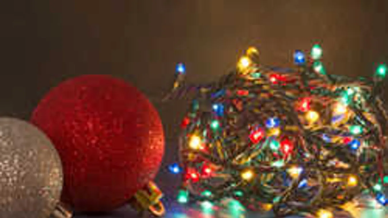 Zseniális videót tettek közzé a magyar mentők, így készülnek a karácsonyra