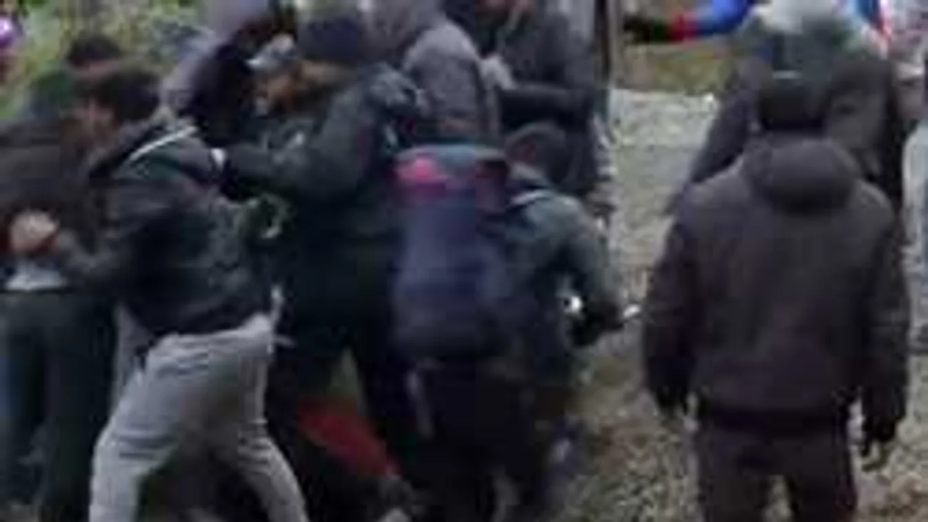 Migránsok ütötték-verték egymást