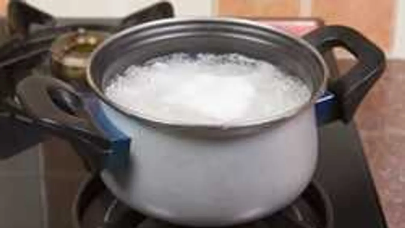 Ez a legnagyobb hiba, amit a rizs főzése közben  elkövetnek a háziasszonyok