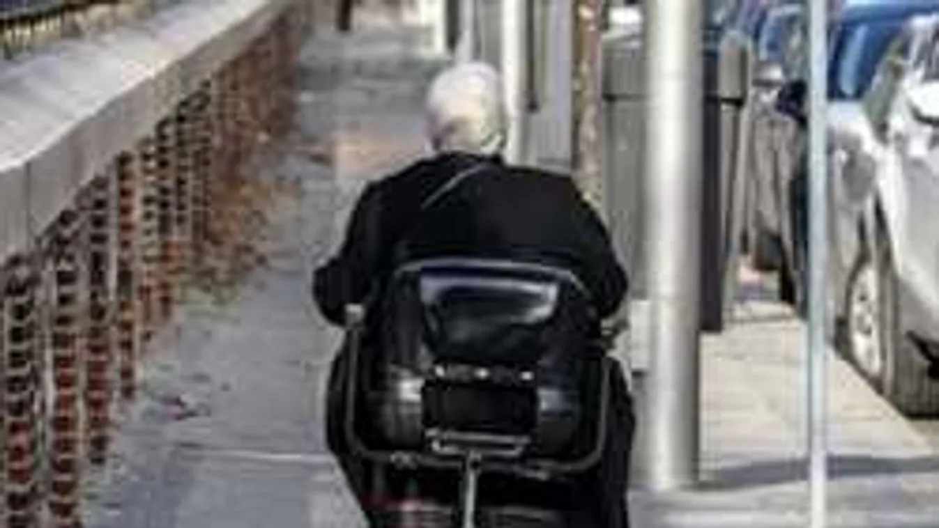 Szégyen: Testi fogyatékost rabolt ki egy marokkói migráns