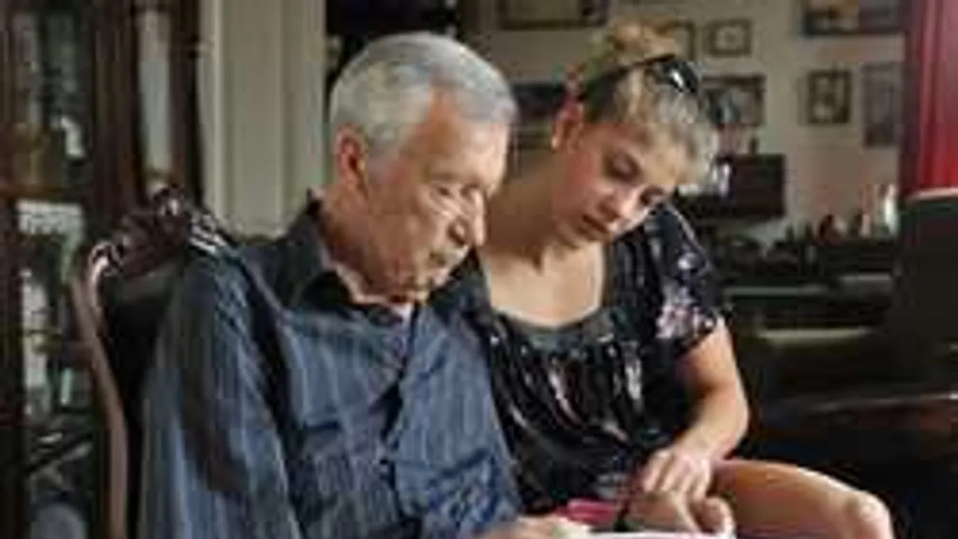 Megható: elhunyt nagypapájáról mesélt a magyar úszólány