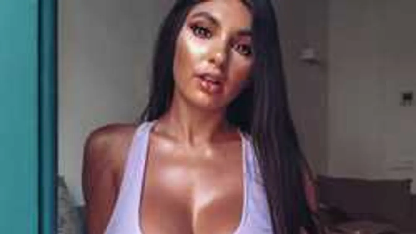 Szexi takarítónőnek öltözve mutatja meg a hatalmas kebleit a playmate