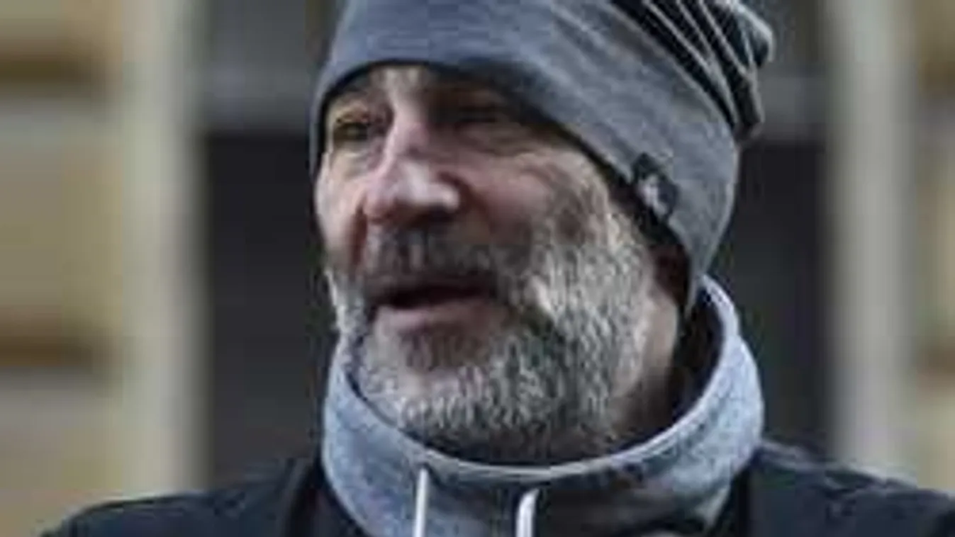 Itt a nagy visszatérés: újra színpadon a gyógyuló Kulka János