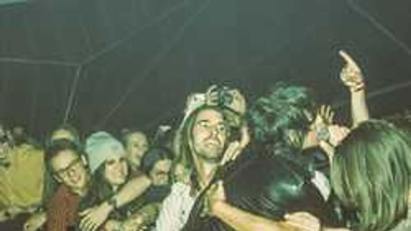 Különleges koncertvideóval jelentkezik a Fran Palermo