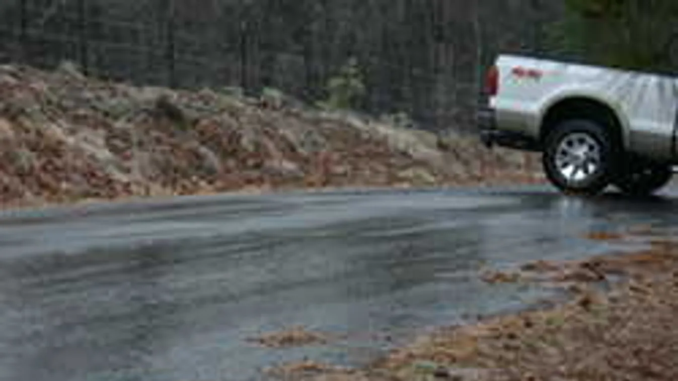 Ezért válik most veszélyessé a közlekedés