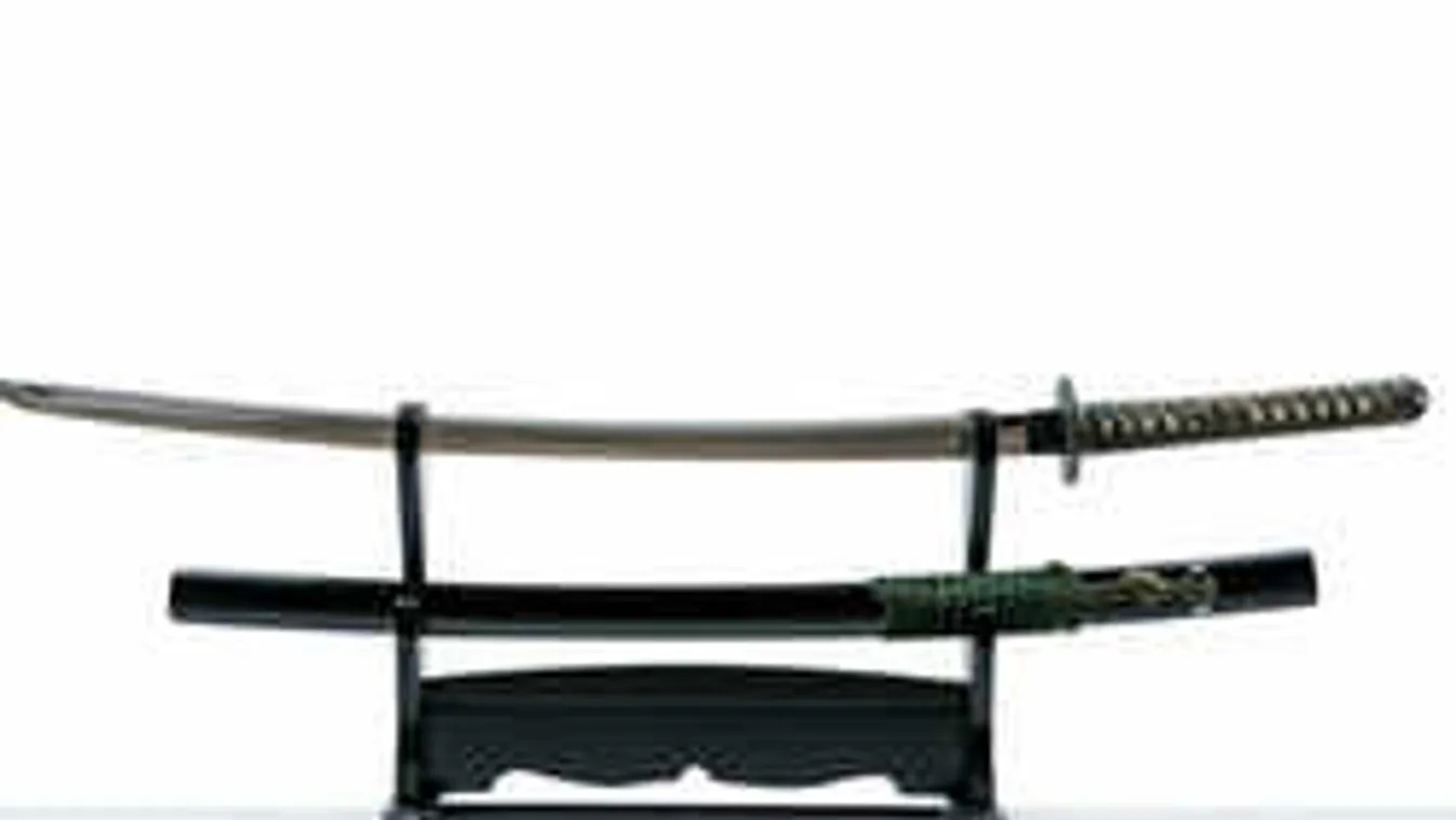 Előkerült a szamurájkard, miután összekaptak egy miskolci játszótéren