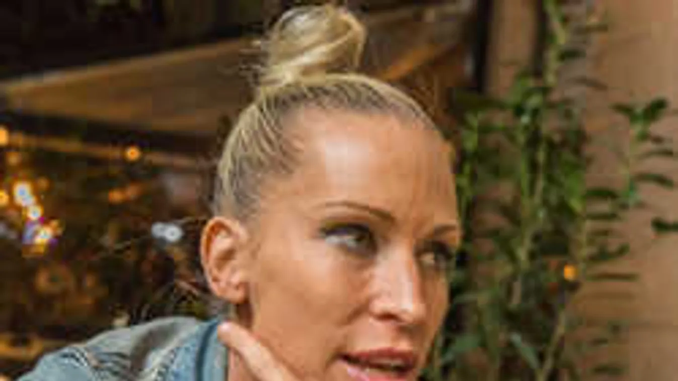 Teljesen megváltozott Pásztor Anna arca, a gyerekei sem ismernének rá