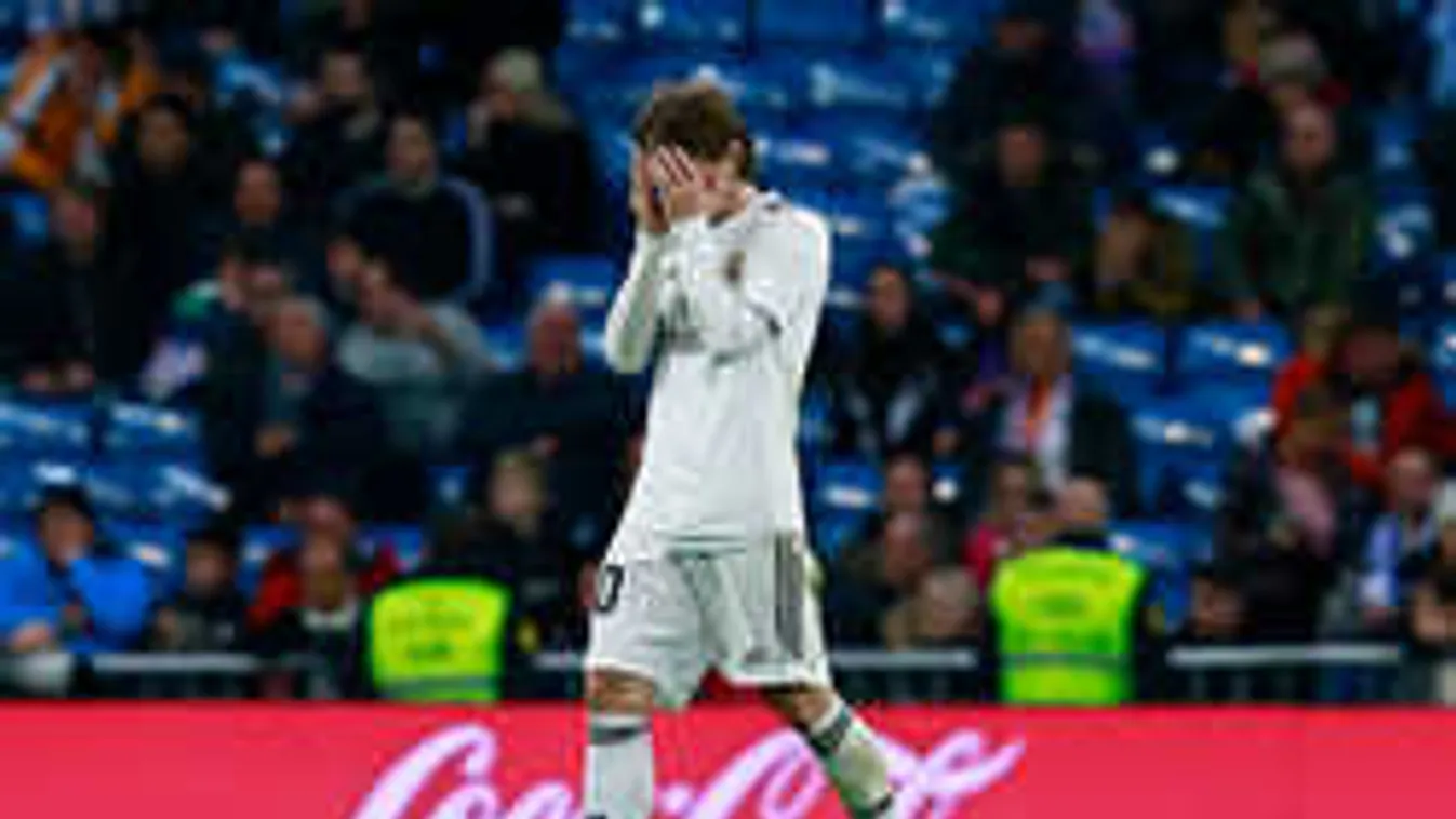 Kiborította a bilit a Real Madrid sztárja, csapattársainak is üzent