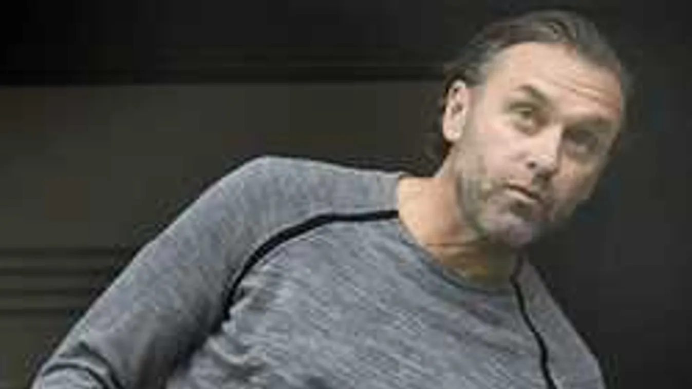 Thomas Doll jelentős klub edzésén járt, és visszatért Budapestre