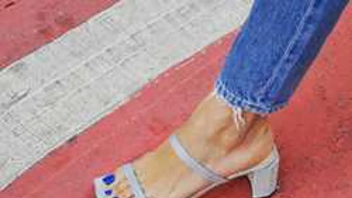 Ez az 5 cipő lesz 2019-ben a legnagyobb divat