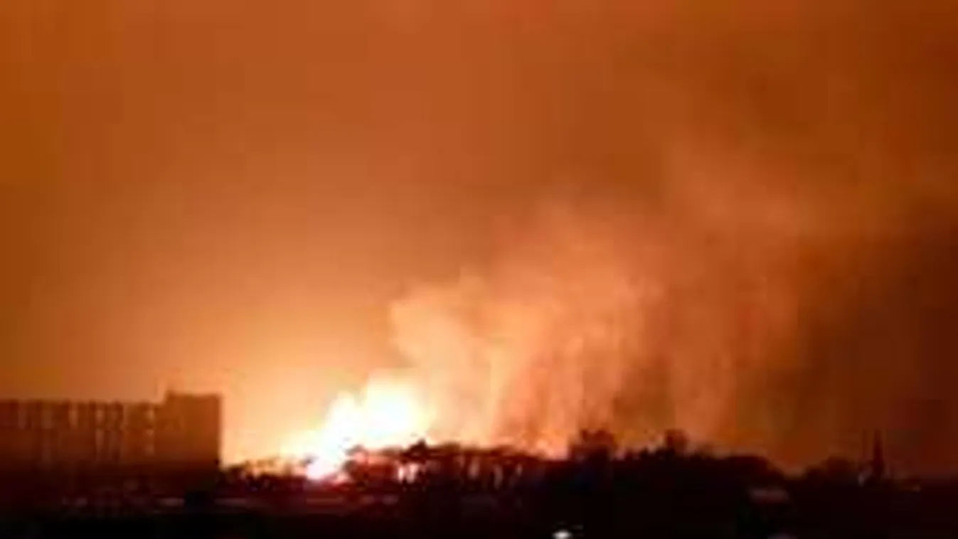 Majdnem leégetett egy holland várost a világ legnagyobb újévi máglyája