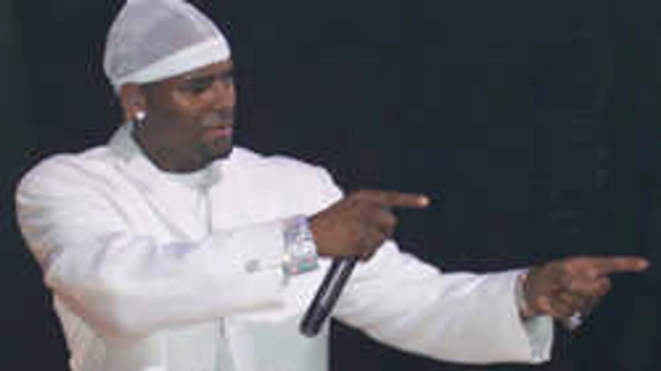 Dagad a botrány, 15 éves kislánnyal bukott le a sztárapuka