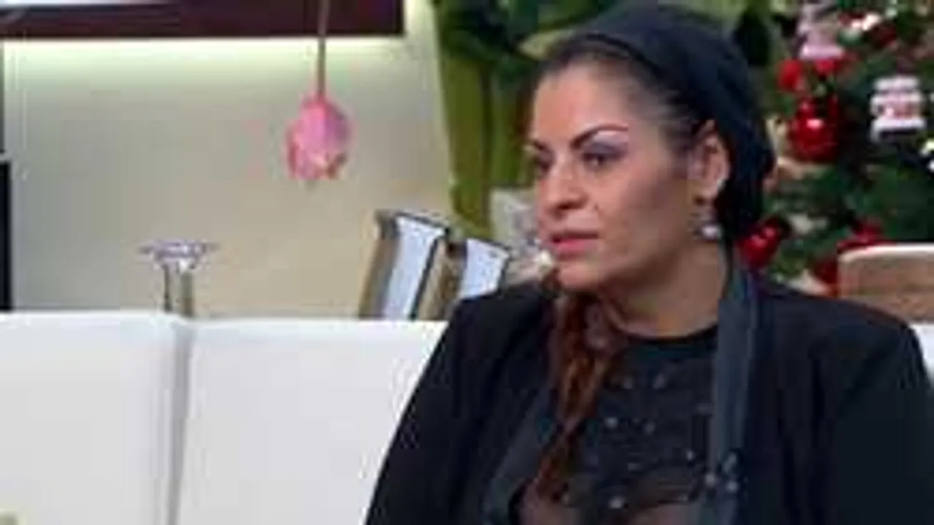 Megrázó vallomás: megverte nevelőapja a magyar sztárénekesnőt