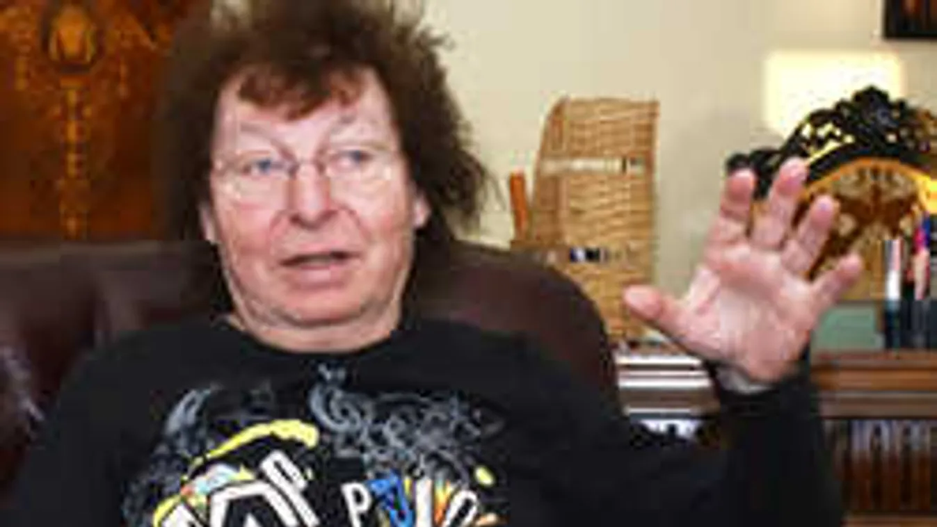 Könnyekben tört ki Demjén Rózsi, ezért sírta el magát koncert közben