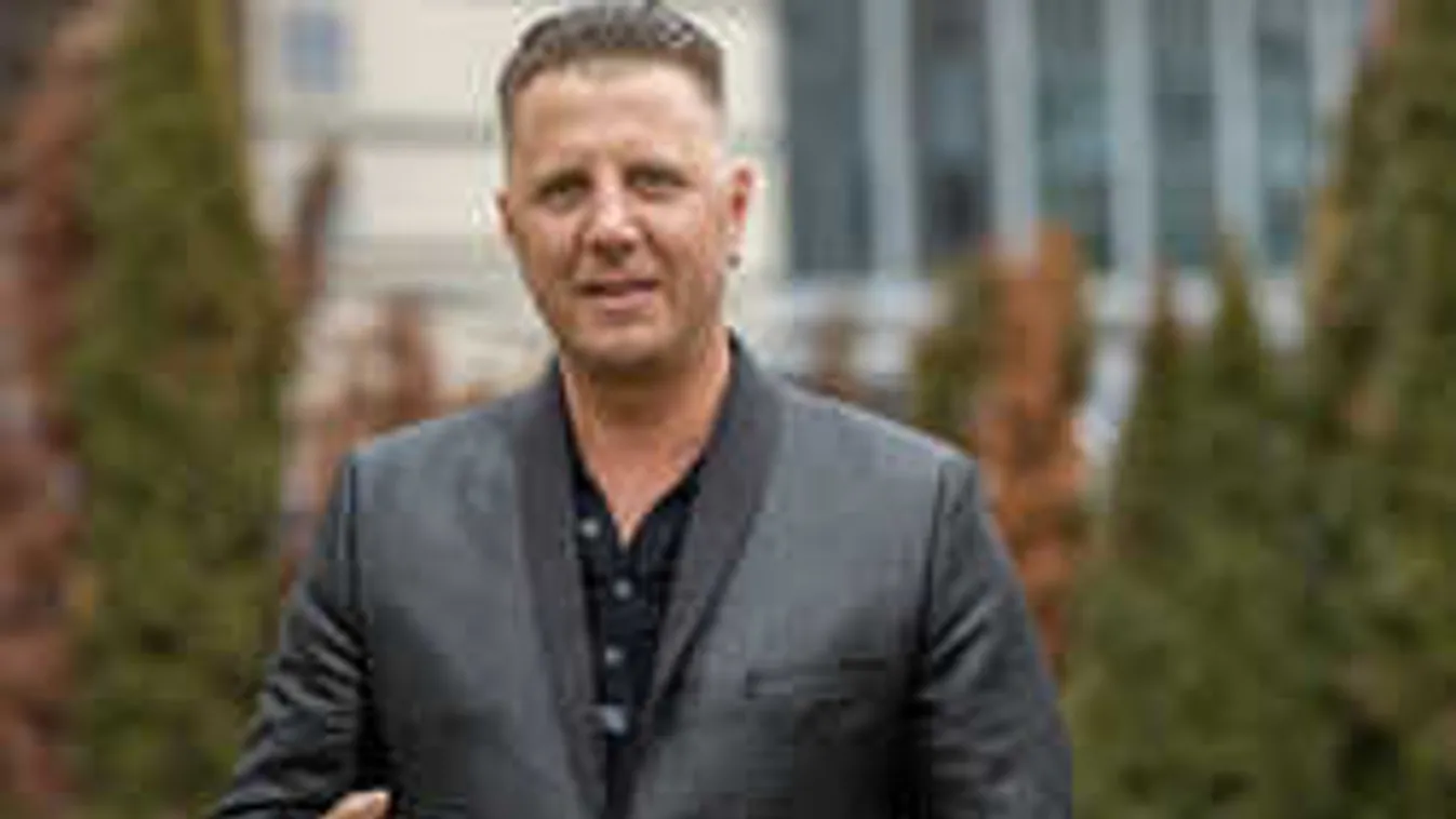 Valami készül: Ezt üzeni Zámbó Jimmy fia